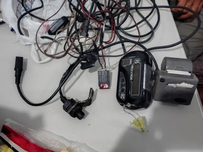 Taxímetro Digital FIP RT com Impressora e Sensor - Conjunto Completo