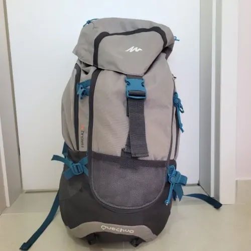 Mochilão de viagem Quechua 50L