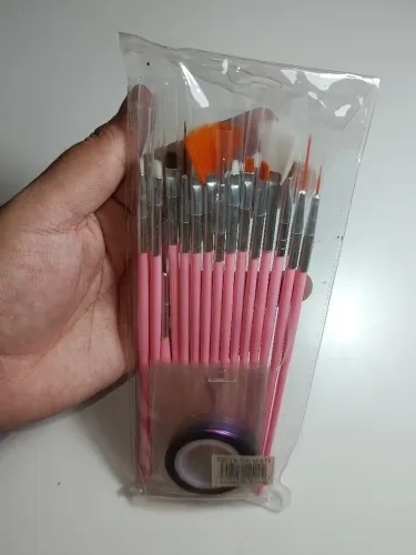 Vendo várias coisas de unhas tudo novo 