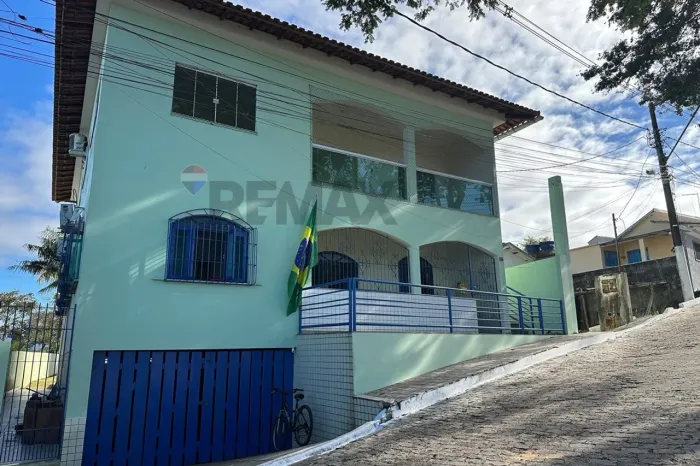 Casa à Venda em Anchieta/ES - Próxima a Igreja São José de Anchieta