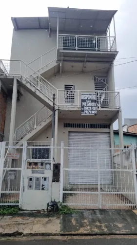 Prédio Comercial Disponível para a Venda ou Locação.