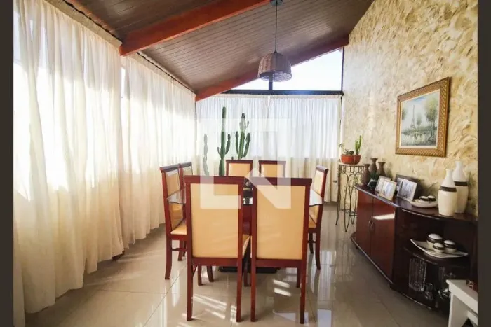 Casa à Venda - Vila Gustavo, 3 Quartos, 207 m2