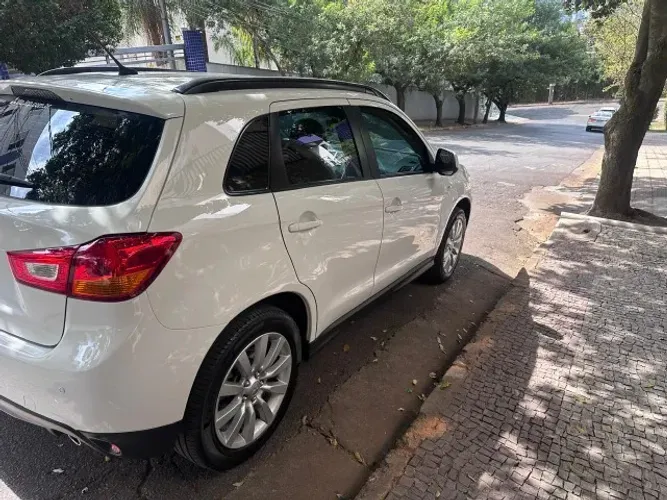 Mitsubishi ASX 2.0 16V 160cv Aut. 2015