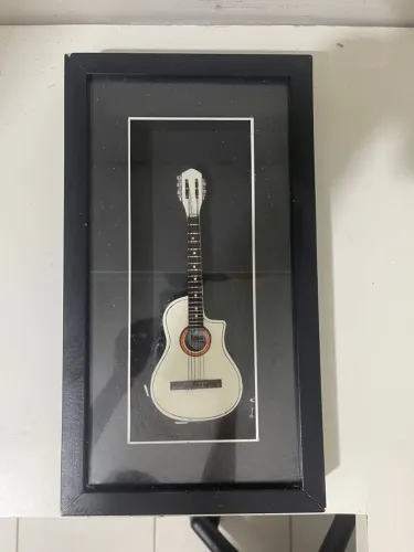 QUADRO DE VIOLÃO 
