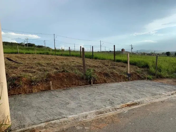 Terreno à venda, 255 m² por R$ 130.000,00 - Itapecerica - Taubaté/SP