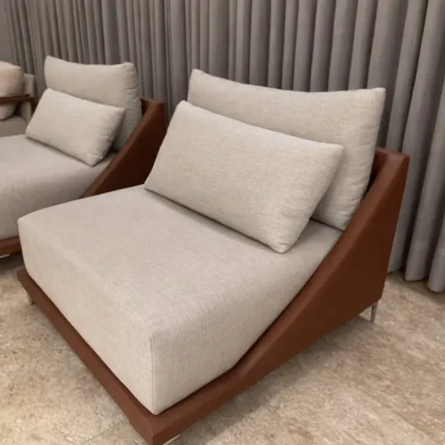 Poltrona design moderno couro + linho bege - estilo luxo contemporâneo 