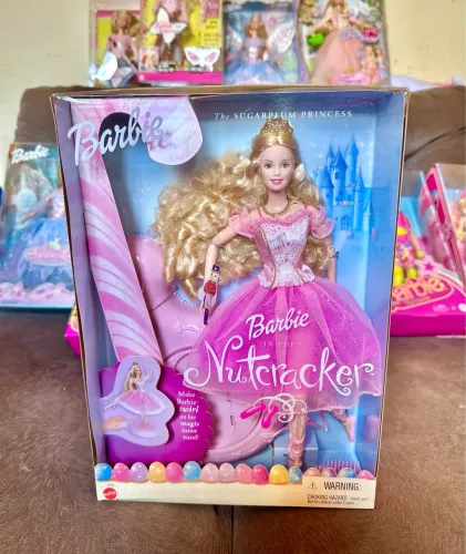 Boneca Barbie Quebra Nozes - Clara