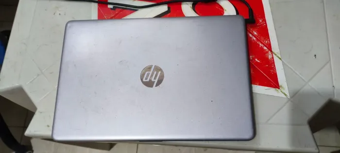 NOTEBOOK HP 250 G8 PRA VENDER RÁPIDO