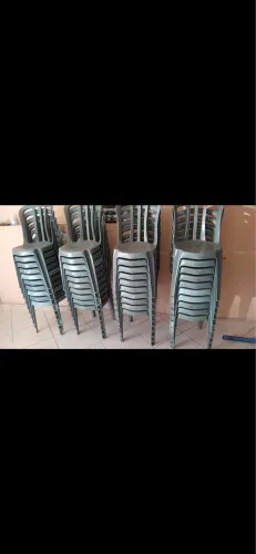 Cadeiras Plásticas 