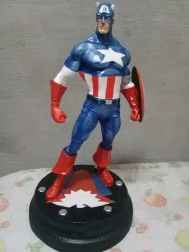 Capitão América Marvel Estátua Colecionável Metal 40cm