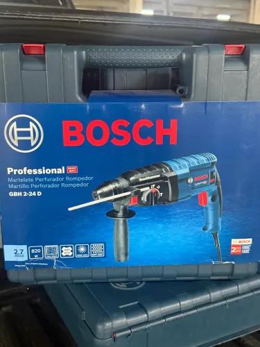 Martelete Bosch novo 127v