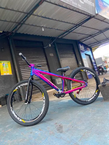 Bicicleta de manobras