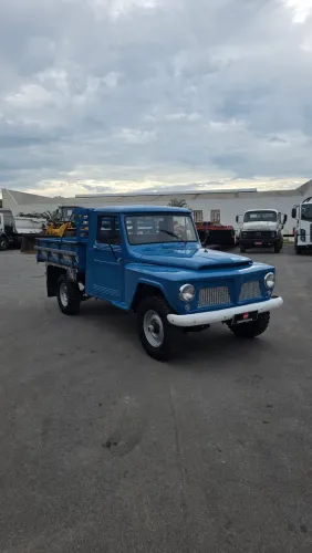 Ford F-75 4X4 2.3 1981