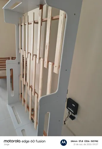Cama soltarão infantil.