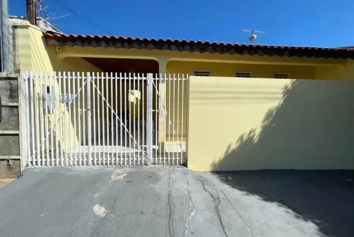 *Vendo casa em Itararé
