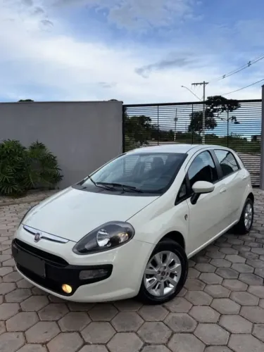 Fiat Punto Attractive 1.4 Fire Flex 8V 5P 2017
