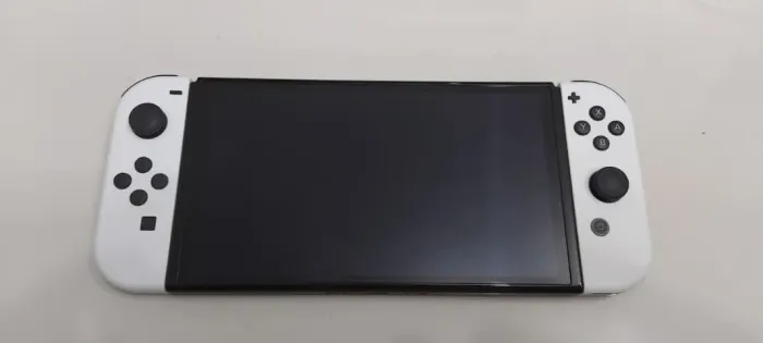 Nintendo Switch Oled (Uso Mínimo)