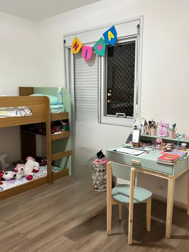 Escrivaninha Infantil verde menta