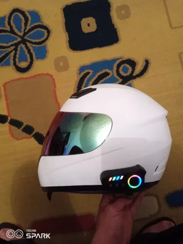 Capacete Helt com intercomunicador