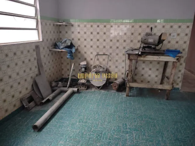 Casa á Venda de 2 dormitórios com uma Edícula nos fundos no Centro de Suzano-SP