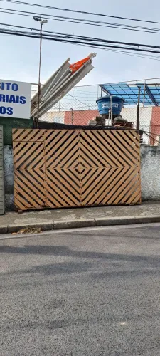 PORTÃO BASCULANTE GRANDE COM SOCIAL EMBUTIDO /// R$1800,00