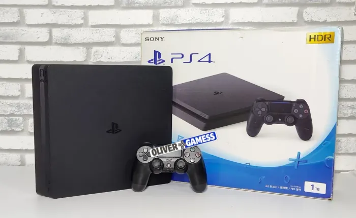 Ps4 slim 1TB