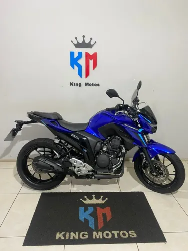 YAMAHA FZ25