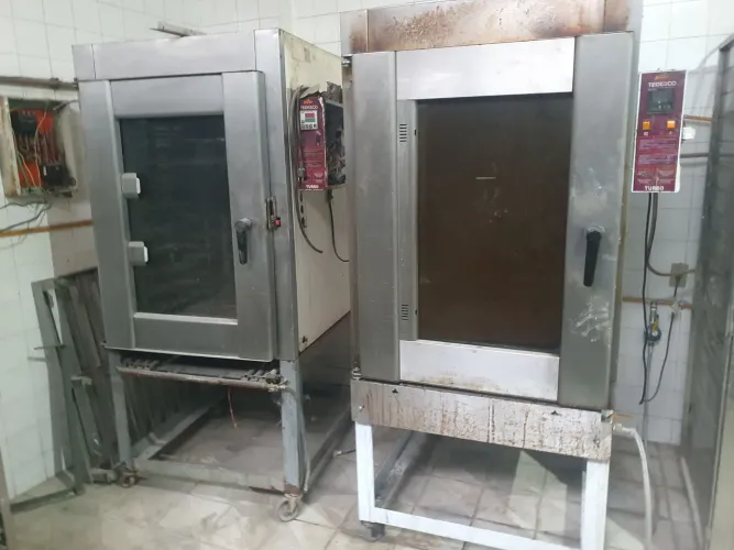 Forno Tedesco 10 grades, em excelente estado, manutenção em dia
