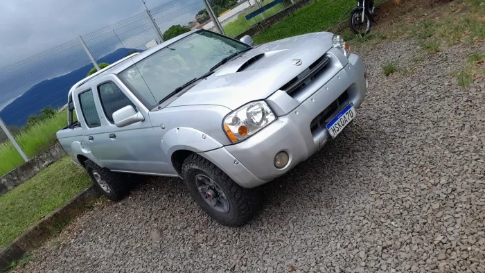 Nissan Frontier Se/se Strik/one CD 4X4 2.8 Dies 2003