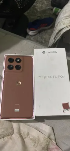 Vendo Motorola edge 60 fusion 256 gigas