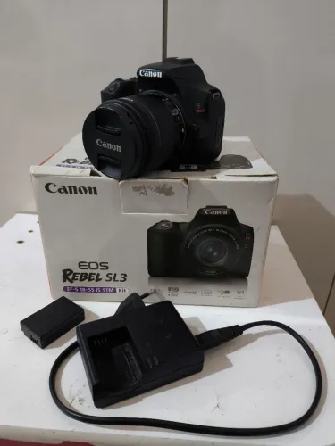Câmera Canon Sl3
