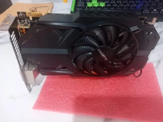 placa de vídeo GTX 950.