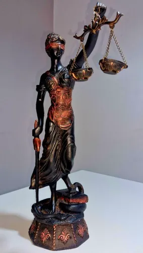 Estátua THEMIS Deusa da Justiça 40 cm