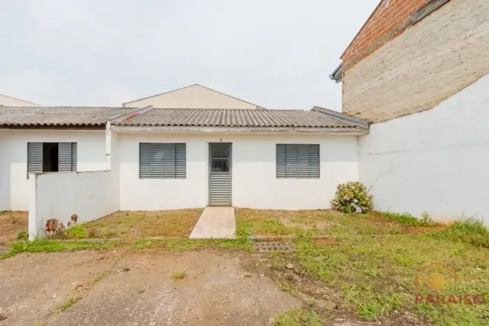 Casa com 2 dormitórios para alugar no Cidade Industrial - Curitiba/PR