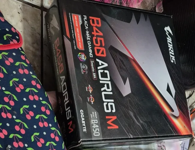 Vendo placa-mãe Aorus elite B450M + processador ryzen 5 2600