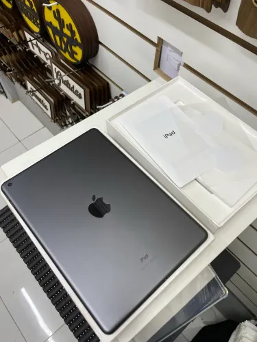 iPad 9 64 gb com caixa