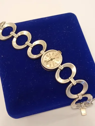 relógio vintage em prata 900 17rubis movimento à corda 18cm