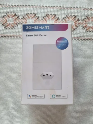 tomada inteligente (Smart Outlet) da marca Zemismart, com capacidade para 20A