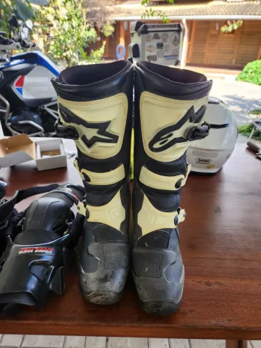 Bota tech 3 alpinestar + joelheira vsx