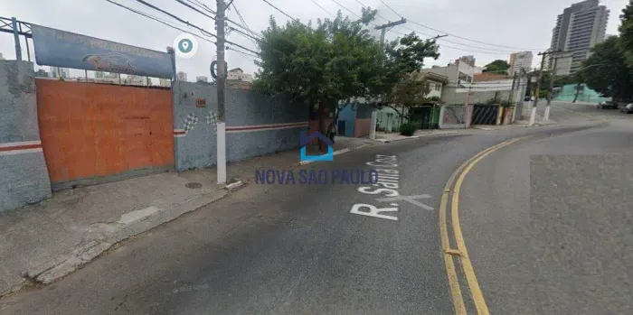 Terreno na Vila Mariana, Rua Santa Cruz com 1332 metros, zoneamento ZC.