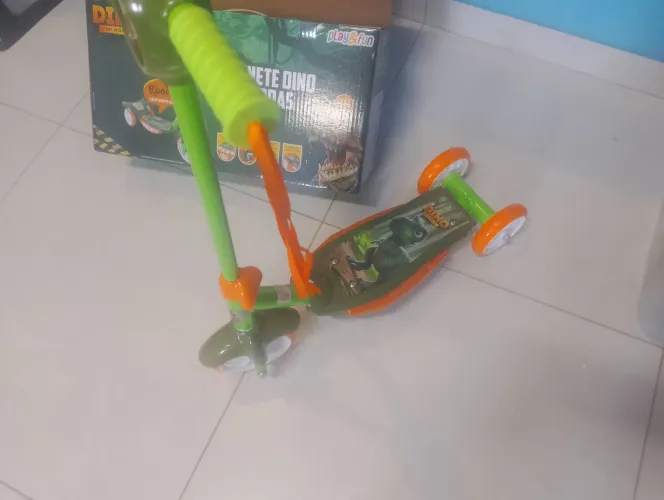 Patinete Dino 3 rodas para Criança de 2 anos