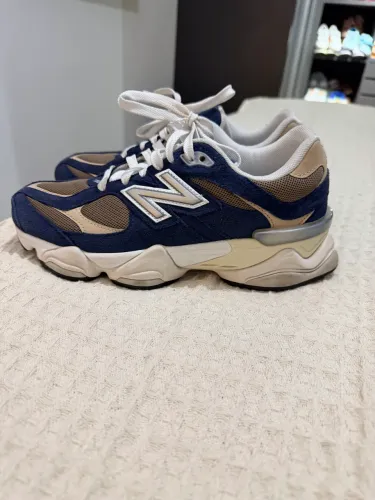 Tenis New Balance 9060 azul
