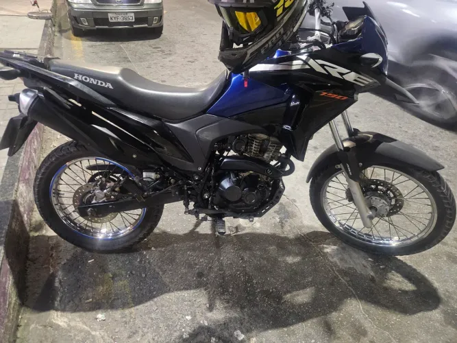 Xre 190 com nem 25 mil rodado
