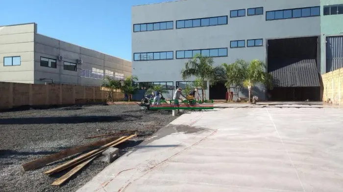 Galpão à venda, 1550 m² por R$ 7.000.000,00 - Cravinhos - Cravinhos/SP