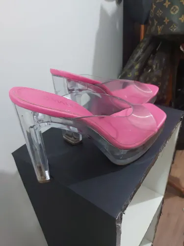 Sandália salto cristal