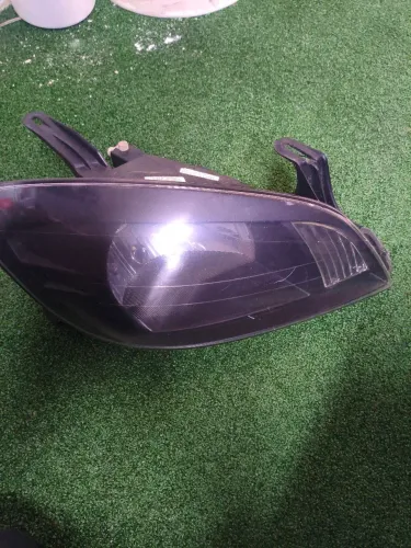 Farol celta direto máscara negra