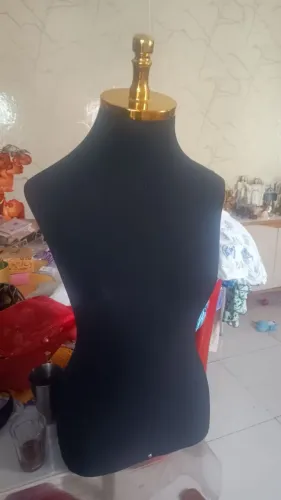 Manequins