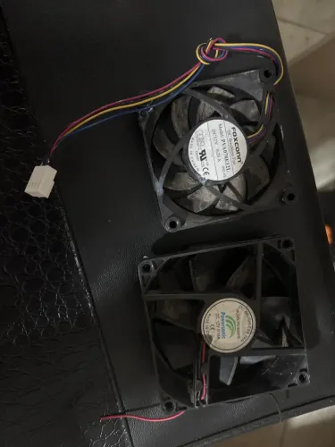 ventilador Foxconn DC Brushless, modelo PVA070E12L ventoinha