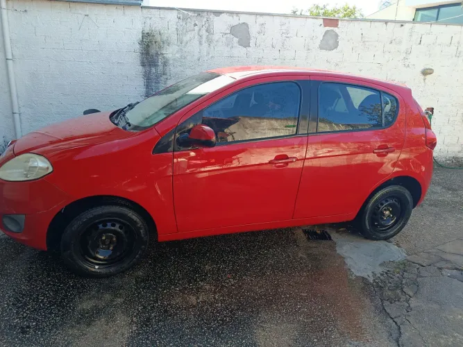 Fiat Palio Attractive 1.0 EVO Fire Flex 8V 5P 2013