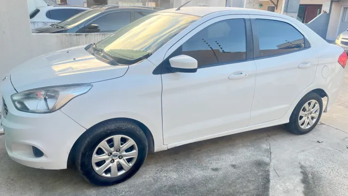 Ford KA+ Sedan 1.0 Tivct Flex 4P 2015